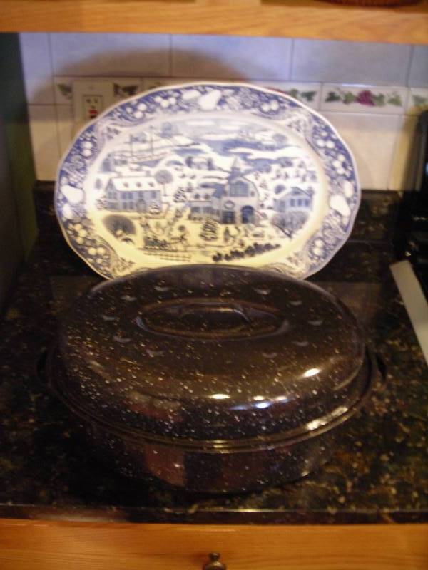 lot 108 image: Large Oval Platter, Enamel Roaster With Lid