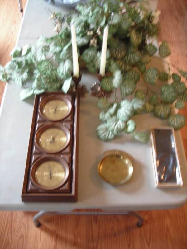 lot 137 image: Brass Pot Of Greenery, Barometer, Pocket Change Dish, NEW Wallet