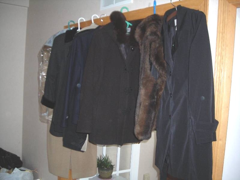 lot 139 image: Lot Of Womens Coats & Jackets, Size L & 1012