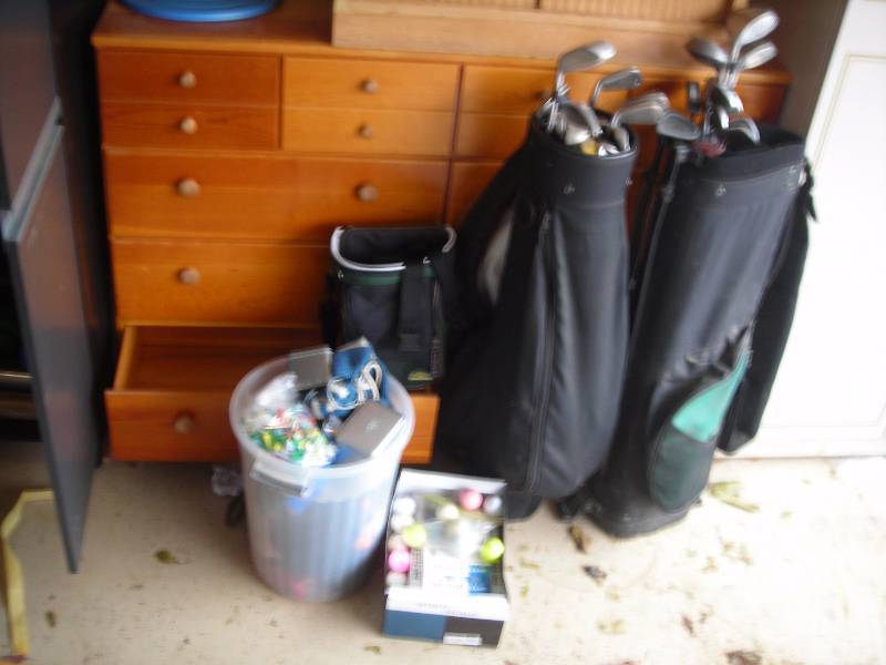 lot 162 image: 2-Golf Bags With Clubs, Balls, Tees, Related