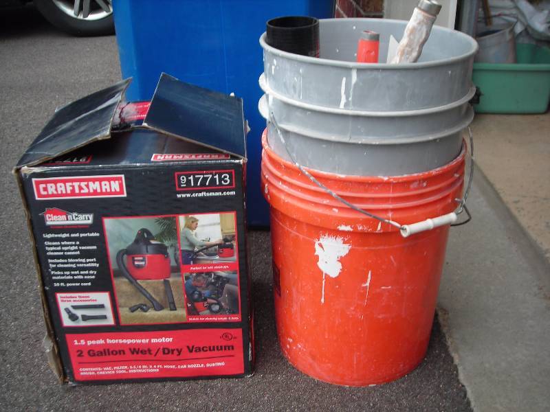 lot 171 image: Craftsman 2-Gallon WetDry Vac, Pails Of Painting Supplies