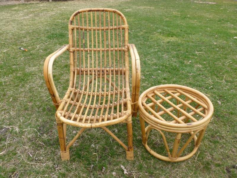 lot 7 image: Rattan Patio Set