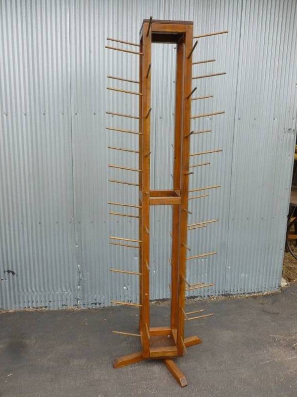lot 11 image: Yarn Rack