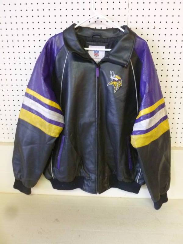 lot 52 image: Minnesota Vikings Jacket