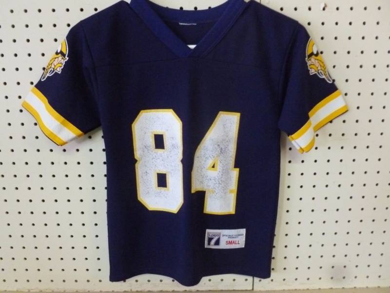 lot 53 image: Minnesota Vikings Jersey