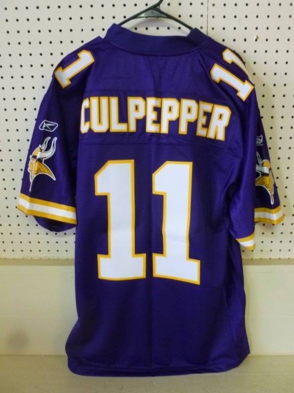 lot 54 image: Minnesota Vikings Jersey