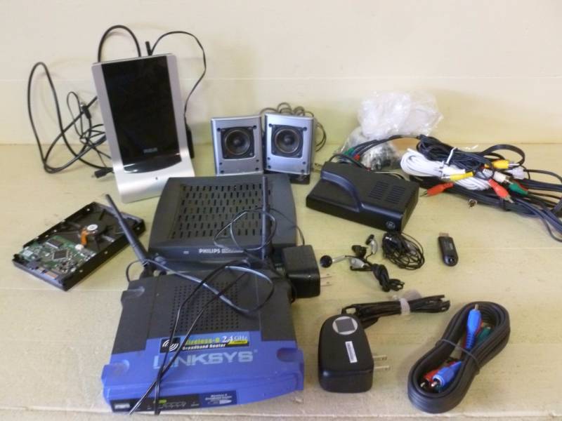 lot 95 image: Electronics