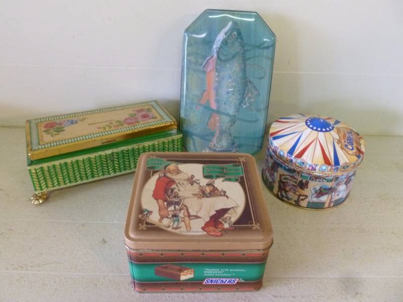 lot 100 image: Metal Containers