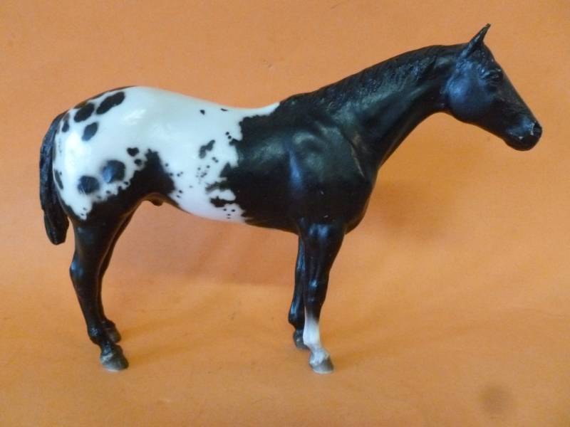 lot 109 image: Breyer Horse