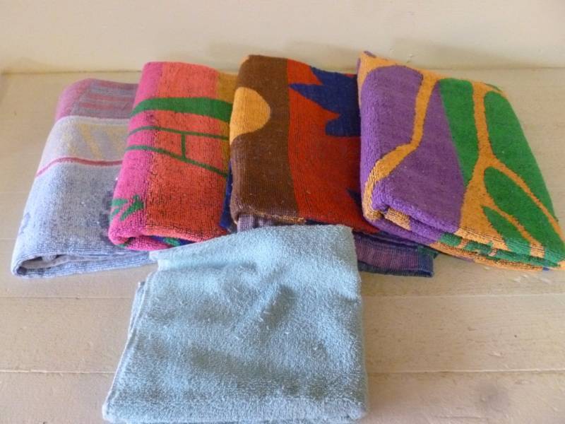 lot 123 image: Towels