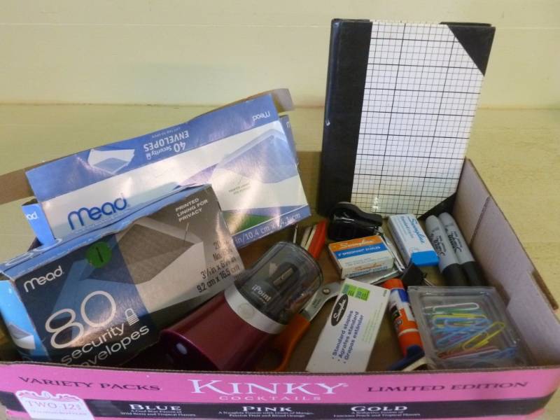 lot 183 image: Office Items