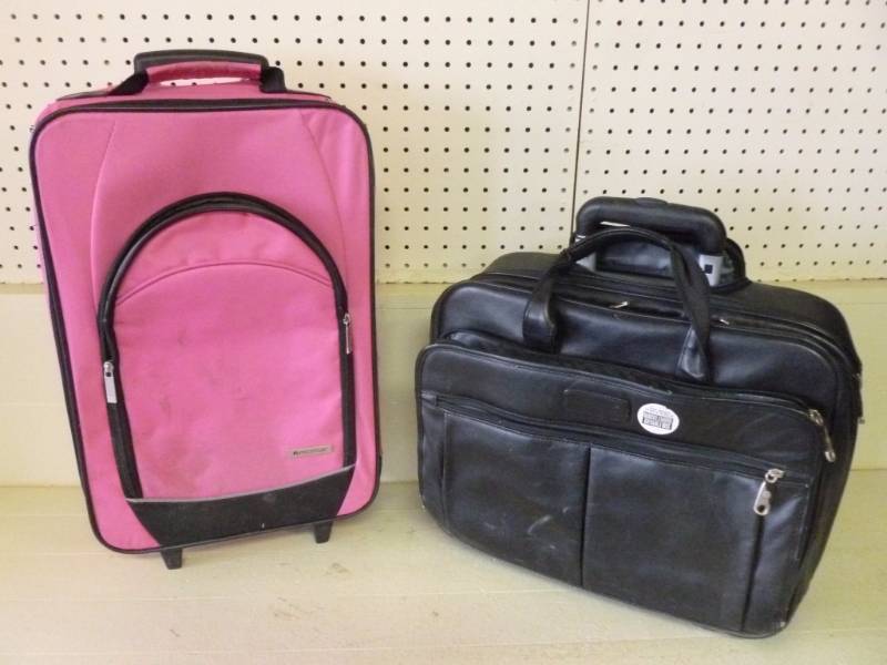 lot 212 image: Travel Bags
