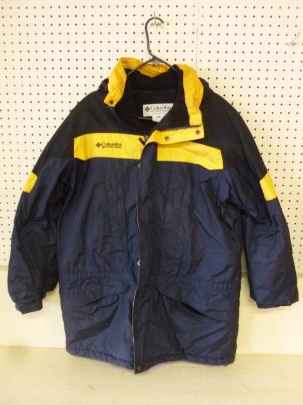 lot 213 image: Columbia Winter Jacket