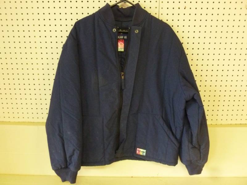 lot 216 image: Mens Jacket