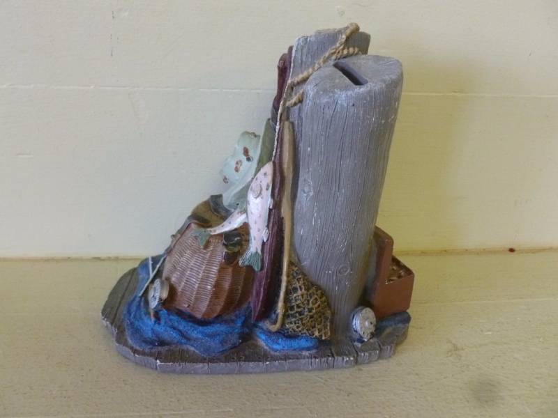 lot 265 image: Coin Bank