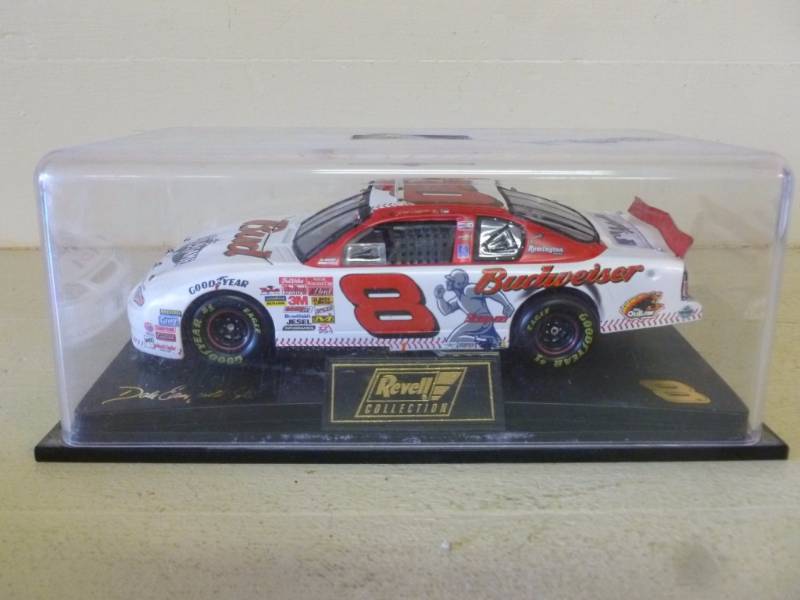 lot 314 image: Die Cast Metal Car