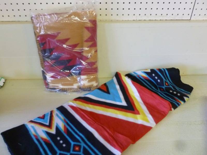 lot 322 image: Native American Themed