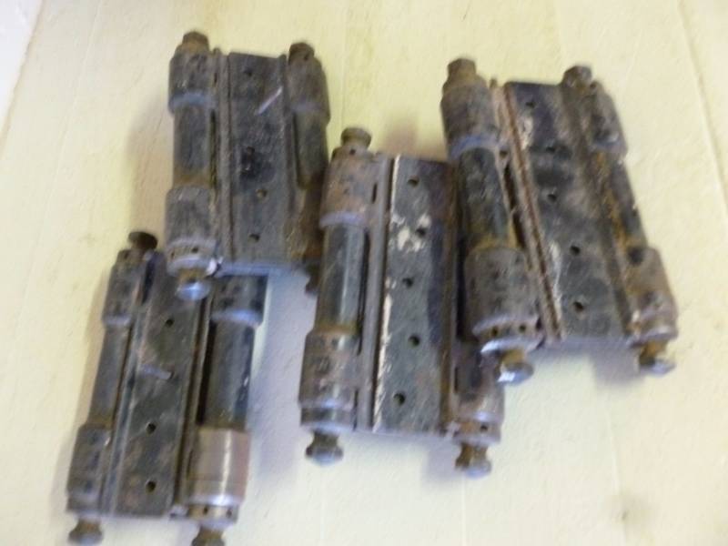 lot 329 image: Vintage Hinges