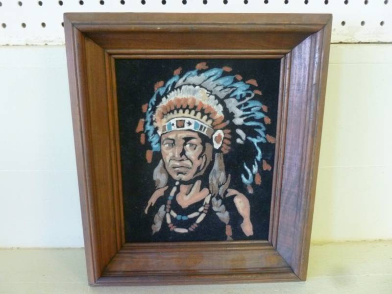 lot 335 image: Native American Picture