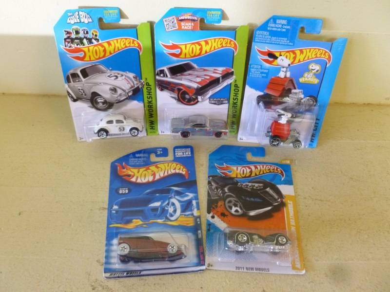 lot 373 image: Hot Wheels