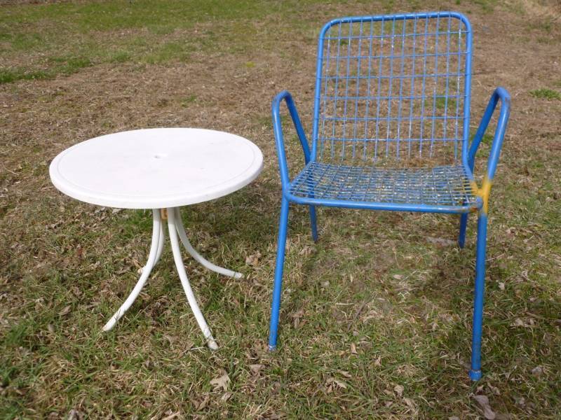 lot 26 image: Patio Chair