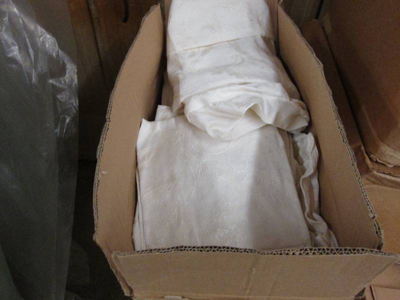 1 bx pillow wedge shaped linen cove...