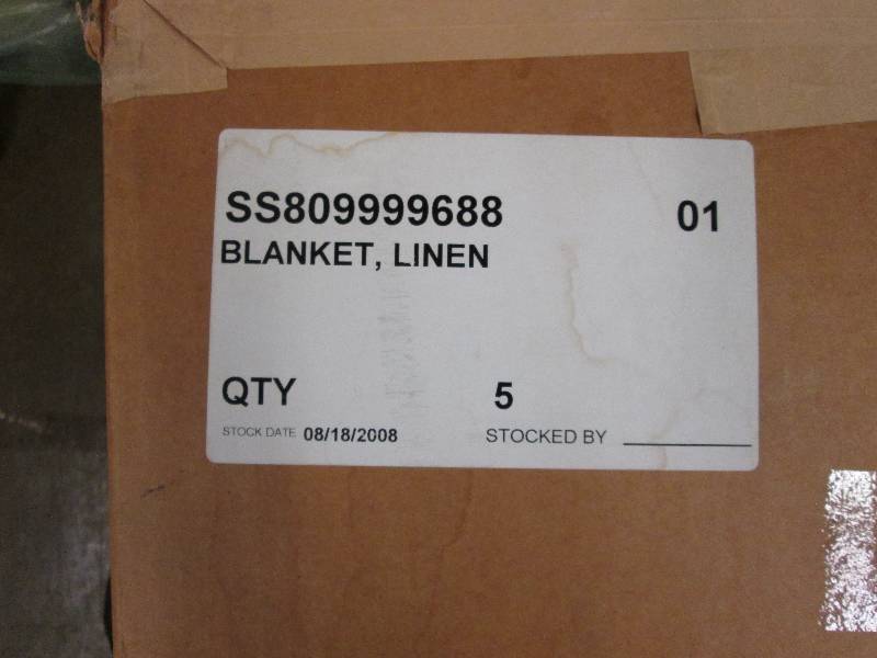 Box of 5 cream colored linen blanke...