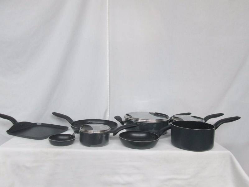T-fal Initiatives 18-pc. Nonstick Cookware Set