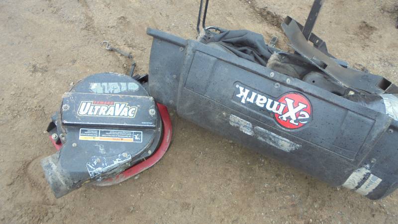 lot 15 image: ExMark Ultra Vac System for ExMark Rider