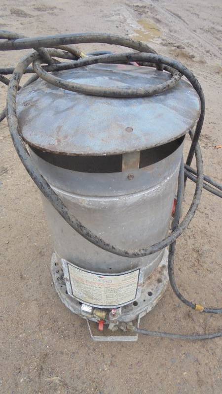 lot 26 image: Propane Pot Heater