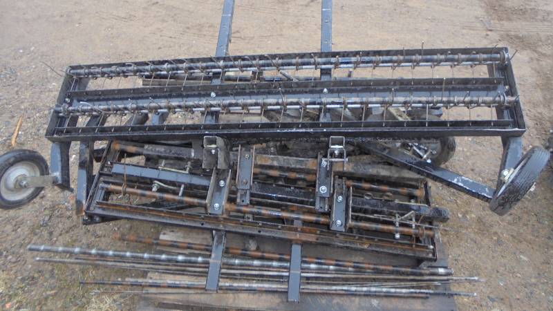 lot 28 image: Lot - JRCO 60 Tine Rake & Other MountsParts