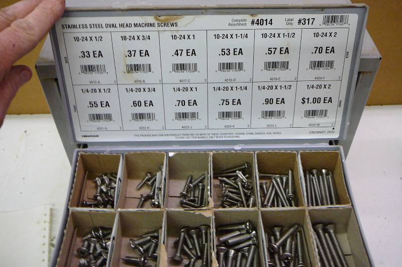 Stainless Machine Screws & Wing Nuts