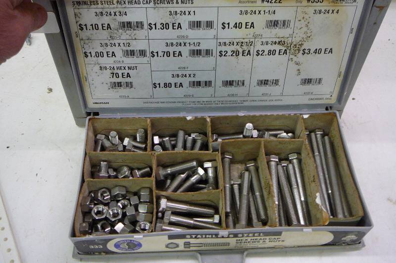 Stainless Screws & Nuts