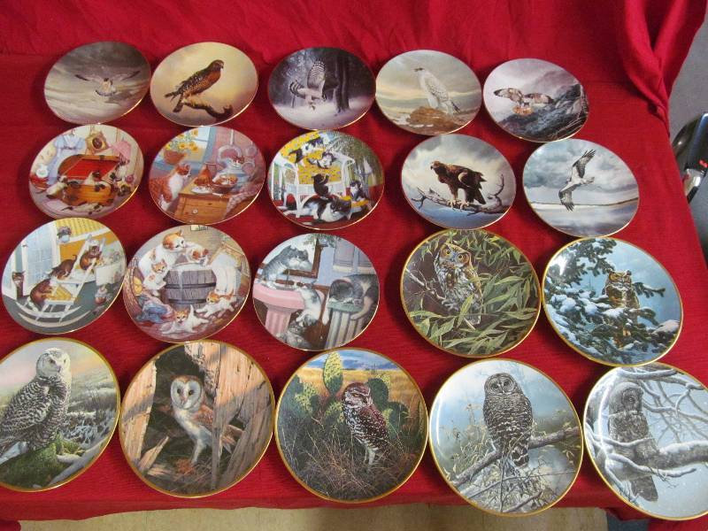 lot 15 image: collector plates