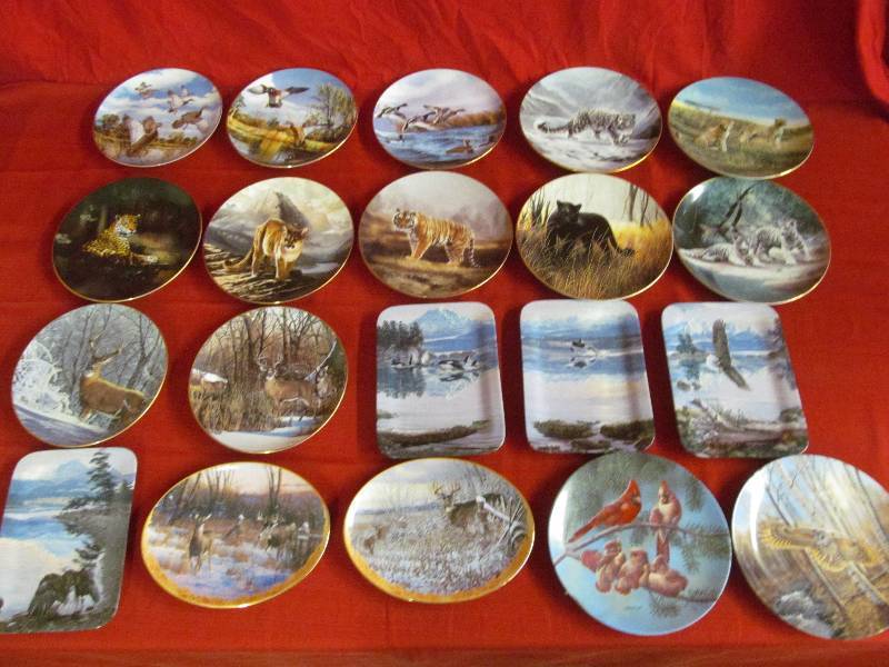 lot 17 image: collector plates