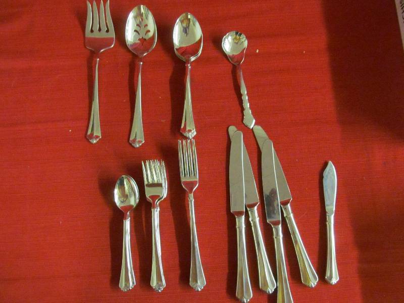 lot 73 image: flatware