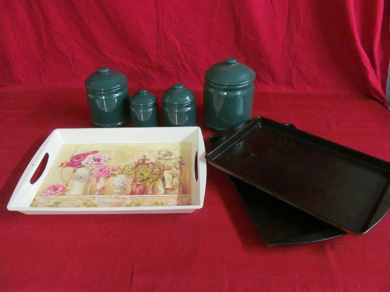 lot 80 image: dishes