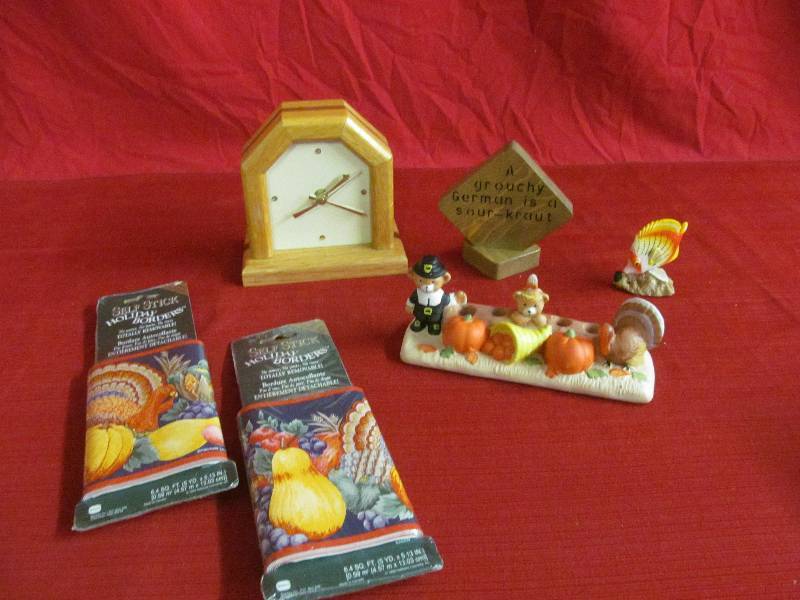 lot 83 image: clock