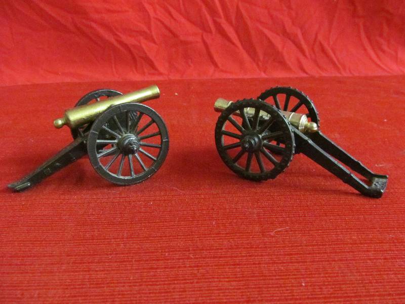 lot 85 image: Penn craft Cannons