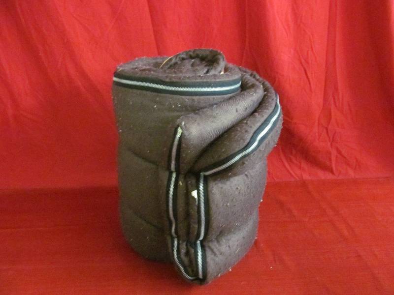 lot 91 image: sleeping bag