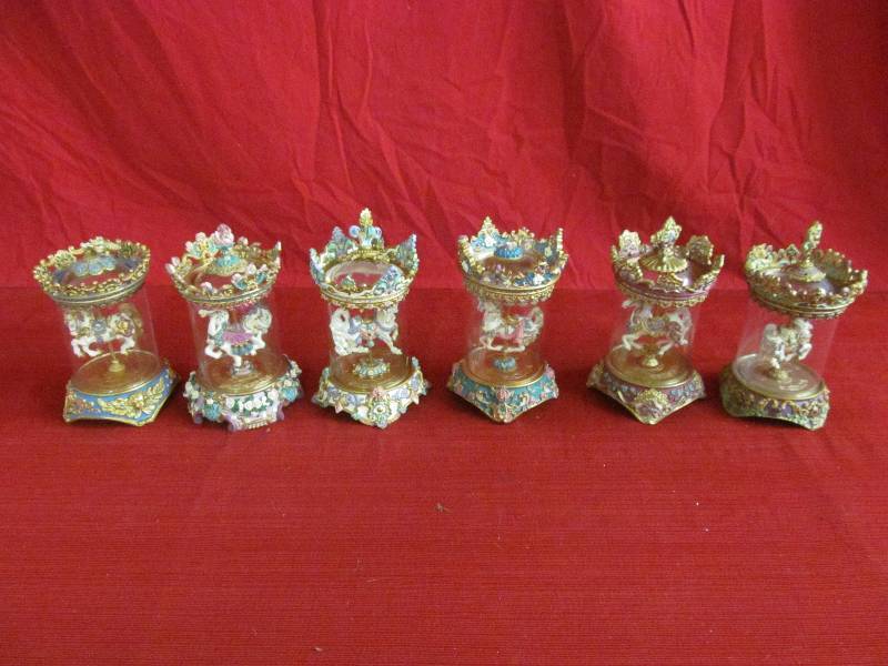 lot 98 image: Carousel Princess collection