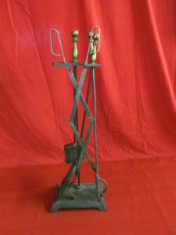 lot 107 image: fireplace set