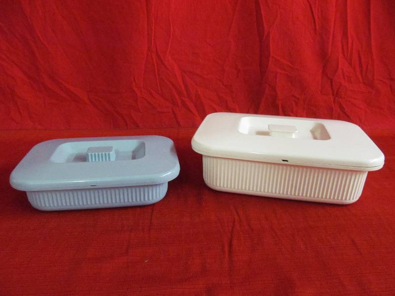 lot 254 image: Microware Dishes