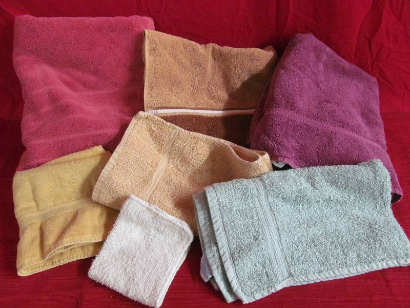 lot 158 image: towels