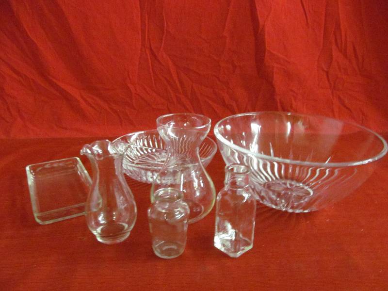 lot 164 image: glassware