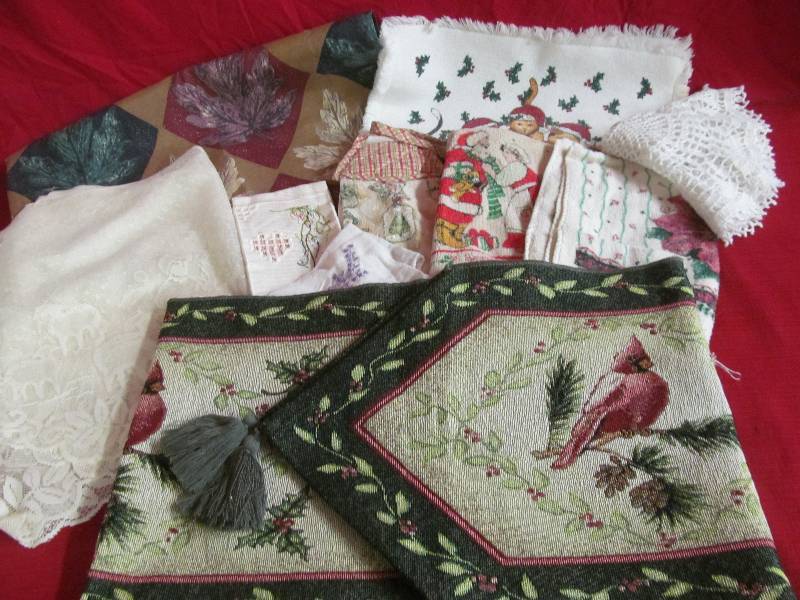 lot 190 image: Table Runner