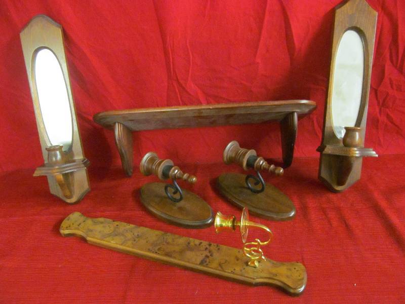 lot 203 image: Shelf