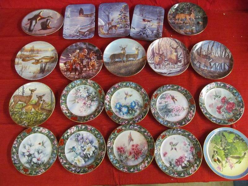 lot 219 image: Collector Plates