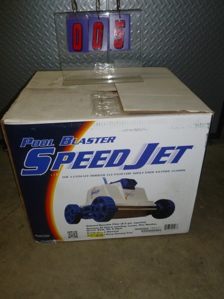 SnS Auctions # 206 Patio, Pool & garage accessories.