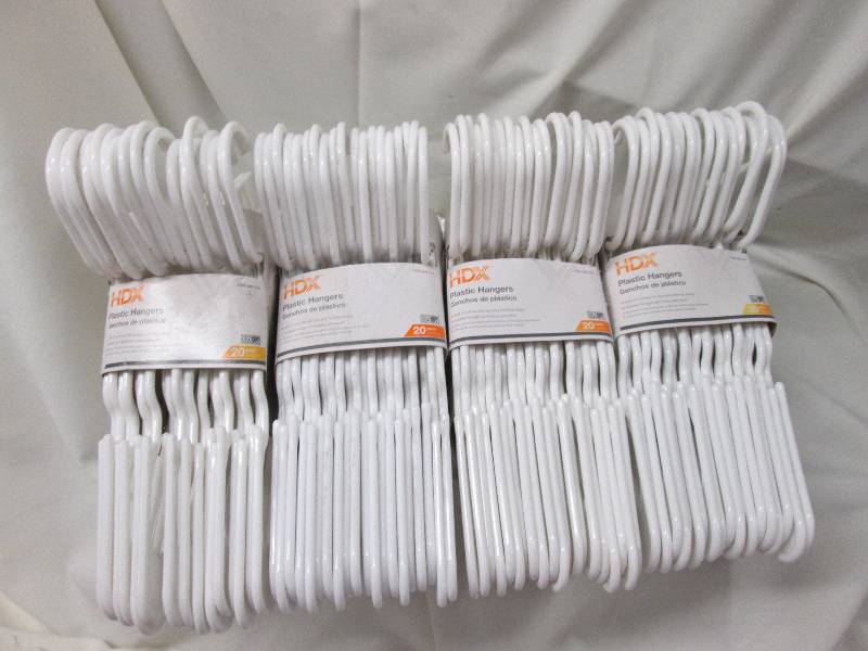 lot 72 image: Lot of 4 packs HDX plastic white ha...